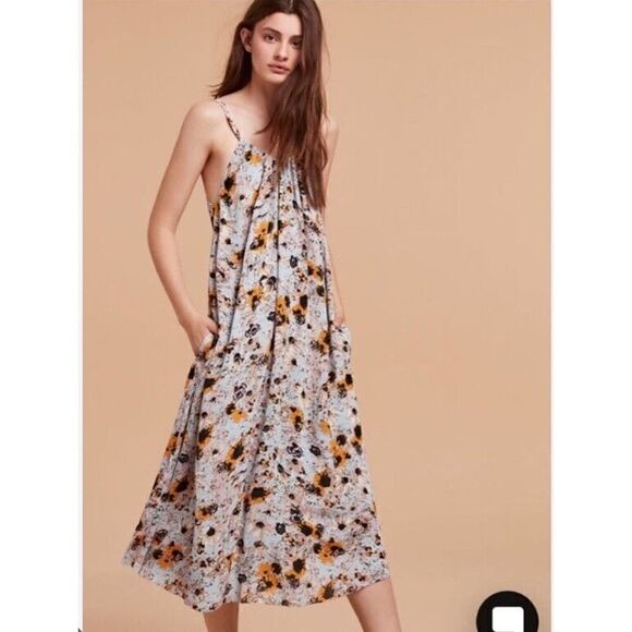 Flowers Dresses & Skirts - Wilfred Aritzia Marietta Dress Floral Midi XS